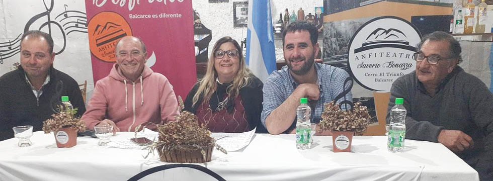 Se presentó la 1ra edición de la Exposición de Carruajes