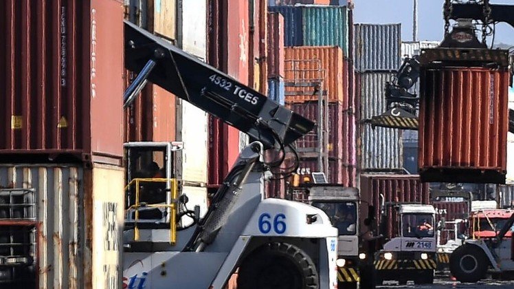 Impuesto PAIS: el Gobierno deja de cobrar una retención e importar será más barato