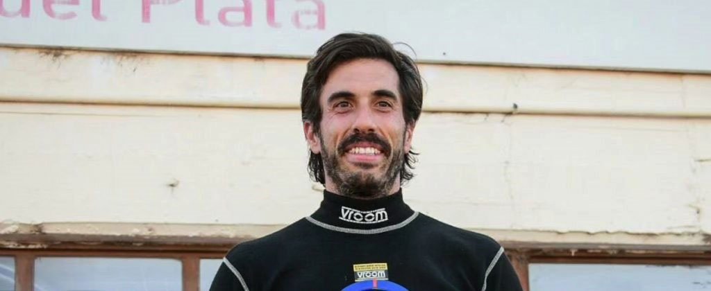 Pablo Salvador con un auto nuevo en el Turismo Pista