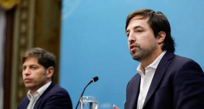 Para Kreplak, la decisión de sacar al país de la OMS es “terraplanismo sanitario”