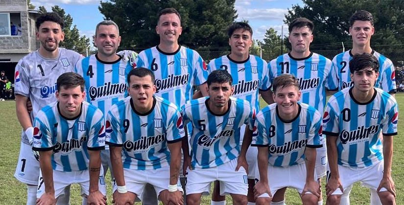 Racing truncó el invicto de Los Patos FC y  quedó como único líder del torneo