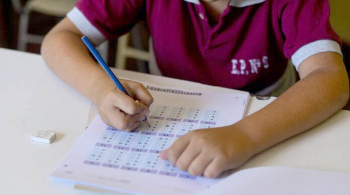 El 55% de los chicos de tercer grado no alcanza el nivel esperado de lectura