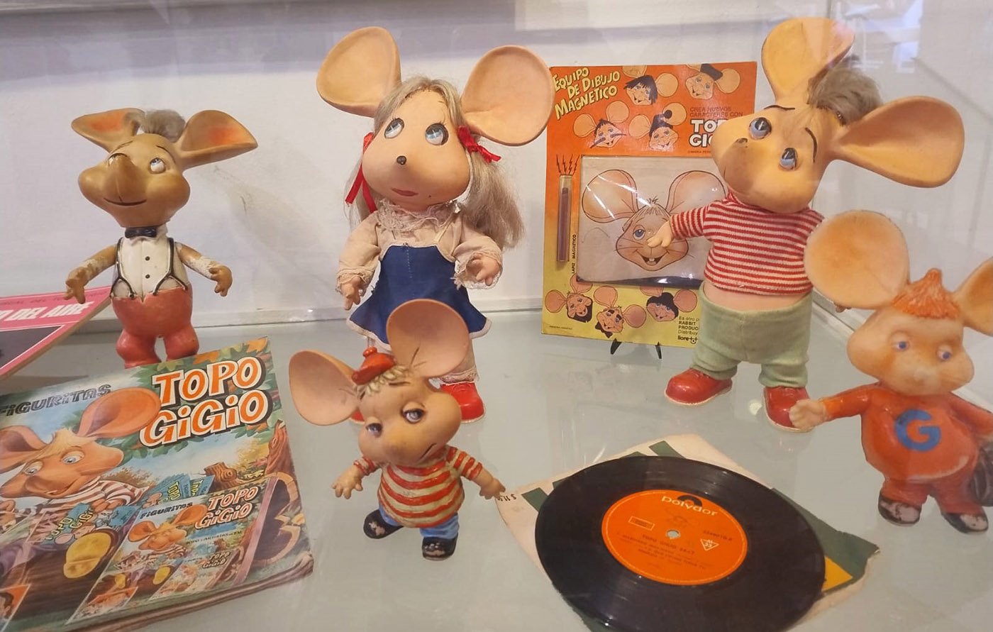 "Volver a la infancia", una muestra para soñar despiertos en el Museo Histórico